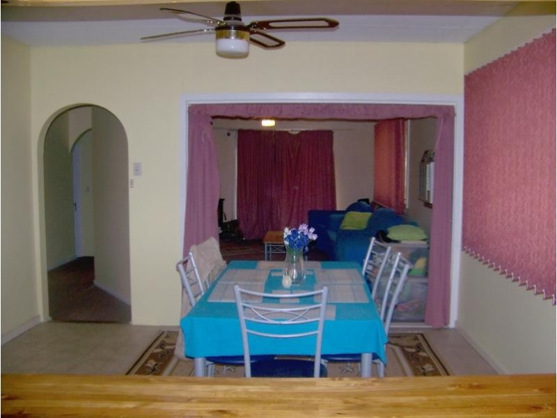 33 Adelaide Road, Pinnaroo SA 5304