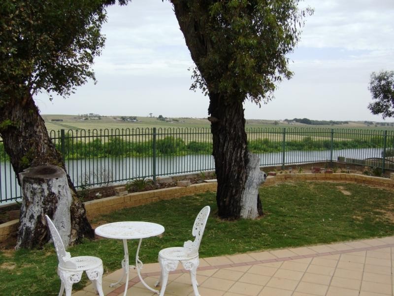 102 Princes Highway, Tailem Bend SA 5260