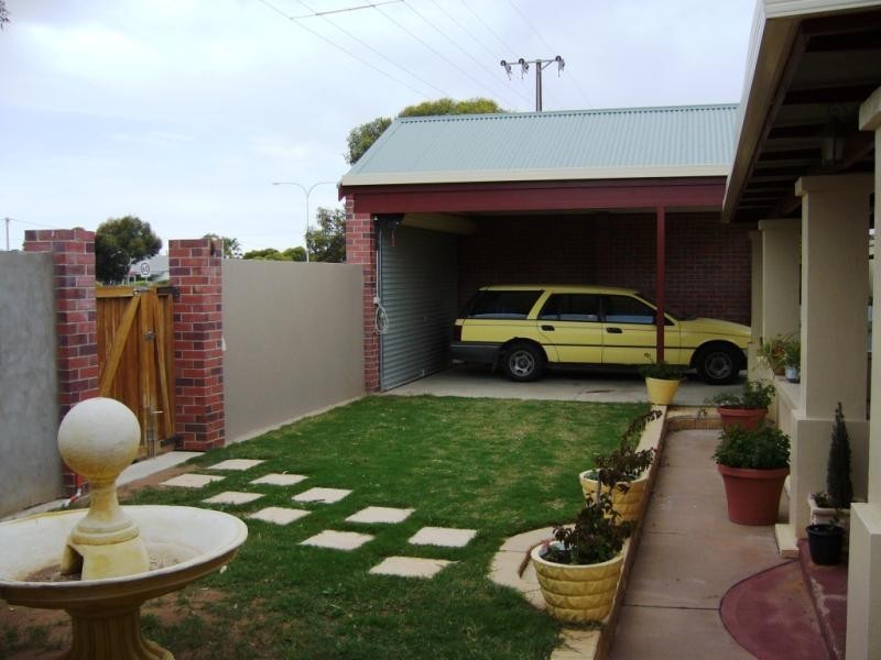 102 Princes Highway, Tailem Bend SA 5260