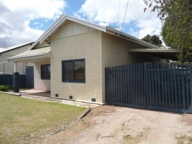 27 Webb Street, Tailem Bend SA 5260