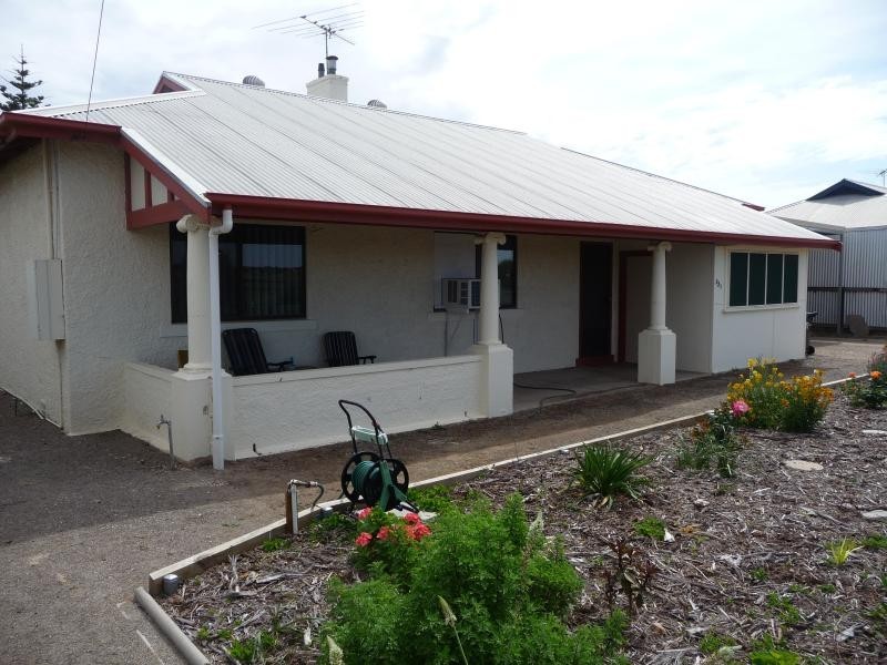 221 Railway Tce, Tailem Bend SA 5260