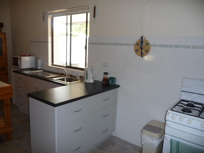 221 Railway Tce, Tailem Bend SA 5260