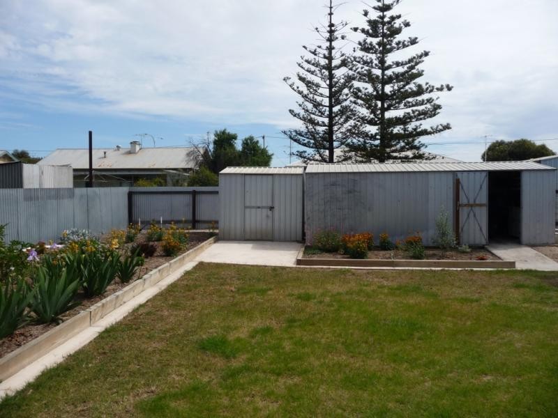 221 Railway Tce, Tailem Bend SA 5260