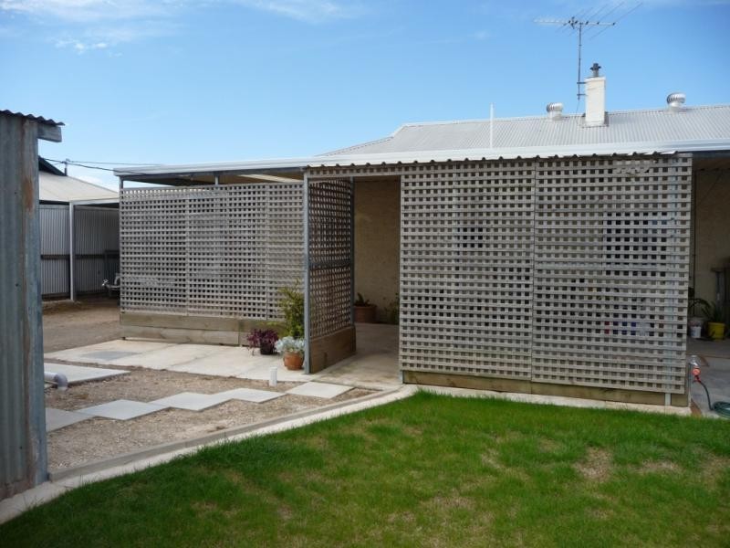221 Railway Tce, Tailem Bend SA 5260