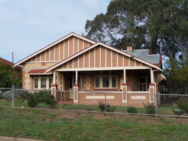 27 Beatty Tce, Murray Bridge SA 5253