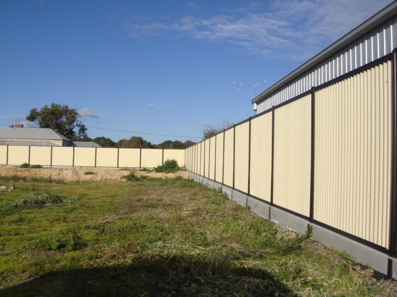 4 Princes Highway, Meningie SA 5264