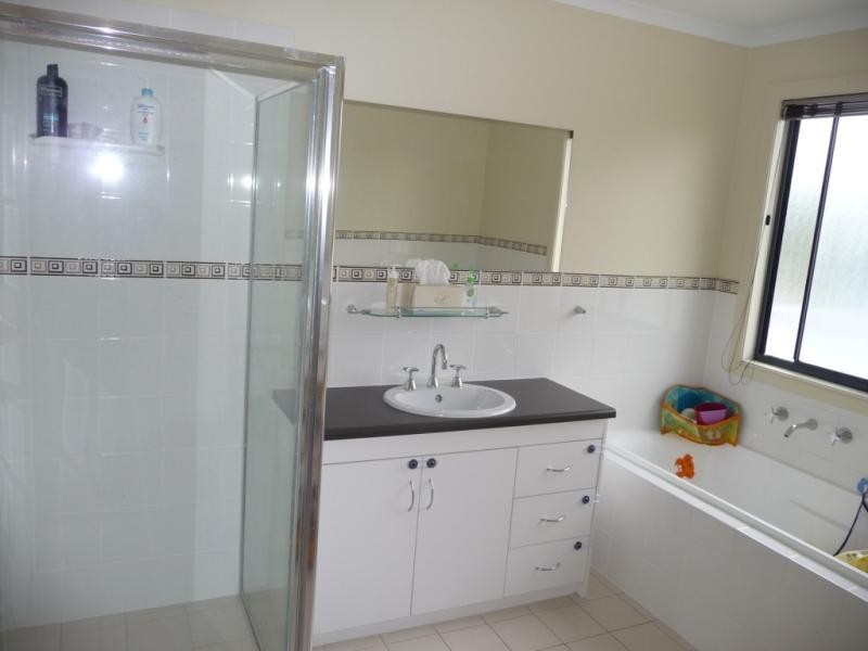 2 Seymour Drive, Wellington SA 5259