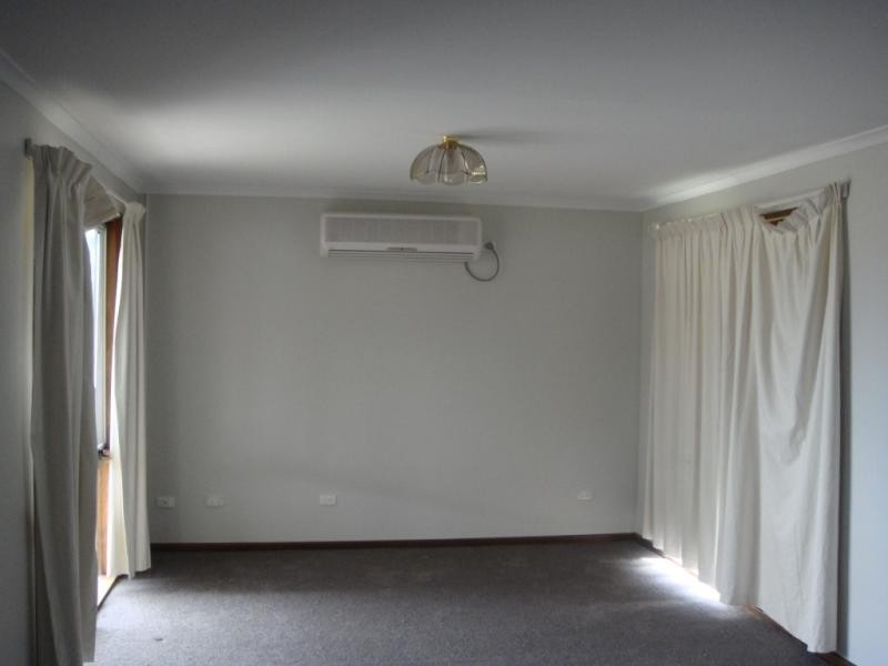 8 Bonney Street, Meningie SA 5264