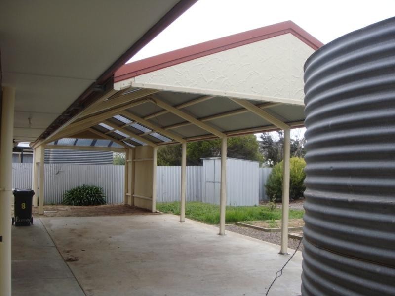 8 Bonney Street, Meningie SA 5264
