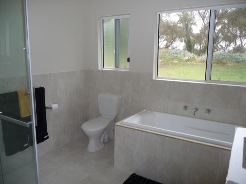 Wellington East SA 5259