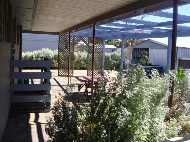 21 Symonds Street, Pinnaroo SA 5304