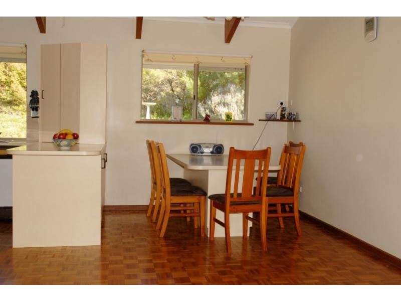 105 Narrung Road, Meningie SA 5264