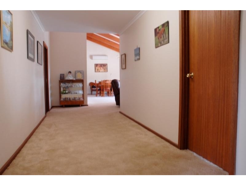 105 Narrung Road, Meningie SA 5264