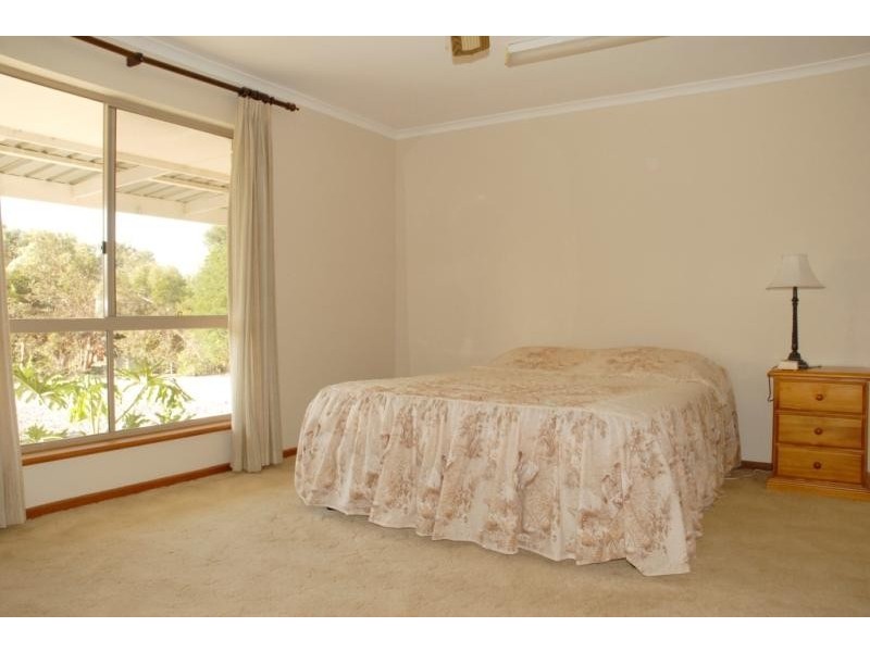 105 Narrung Road, Meningie SA 5264