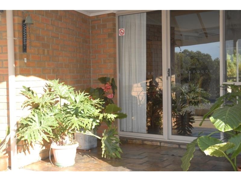 105 Narrung Road, Meningie SA 5264