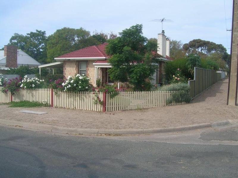 22 MULGUNDAWAH ROAD, Murray Bridge SA 5253