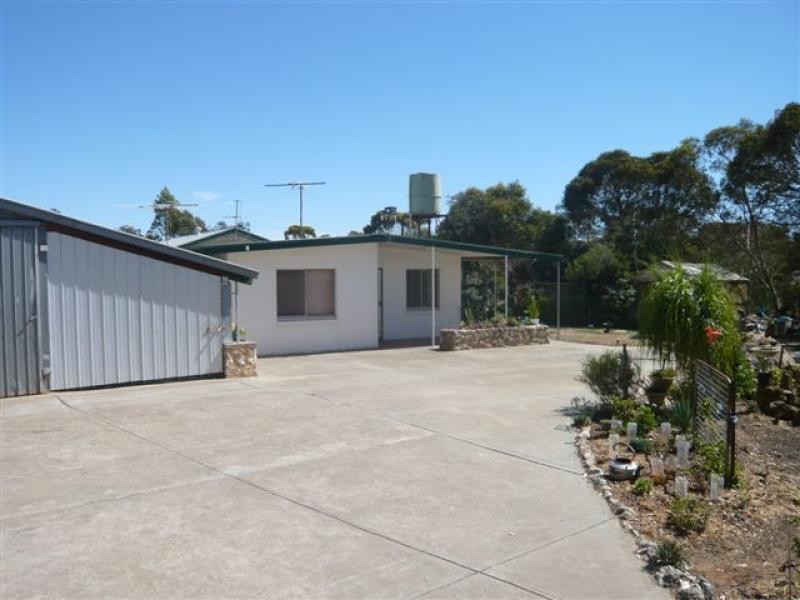 12 Warrigal Avenue, Murray Bridge East SA 5253