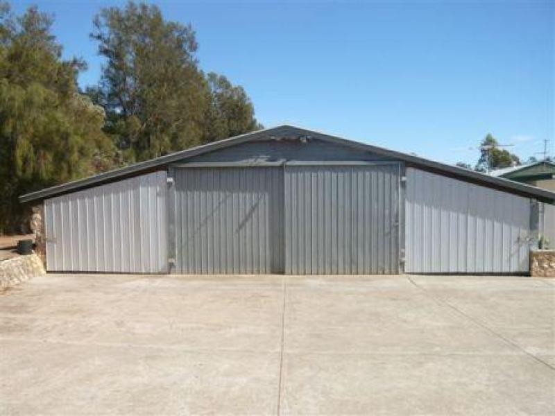 12 Warrigal Avenue, Murray Bridge East SA 5253