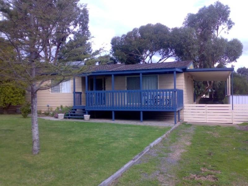 6 LYDDON PLACE, Carrickalinga SA 5204