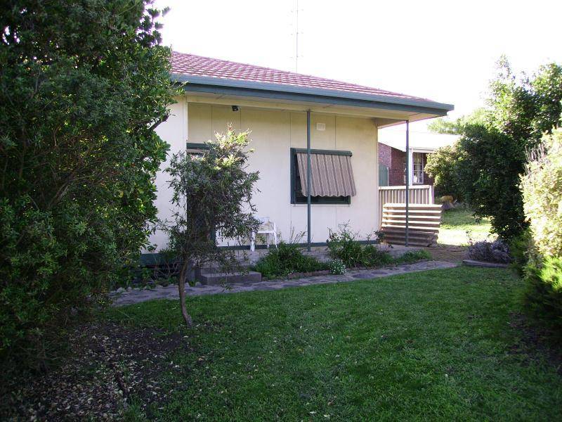 10 DAVID STREET, Mccracken SA 5211