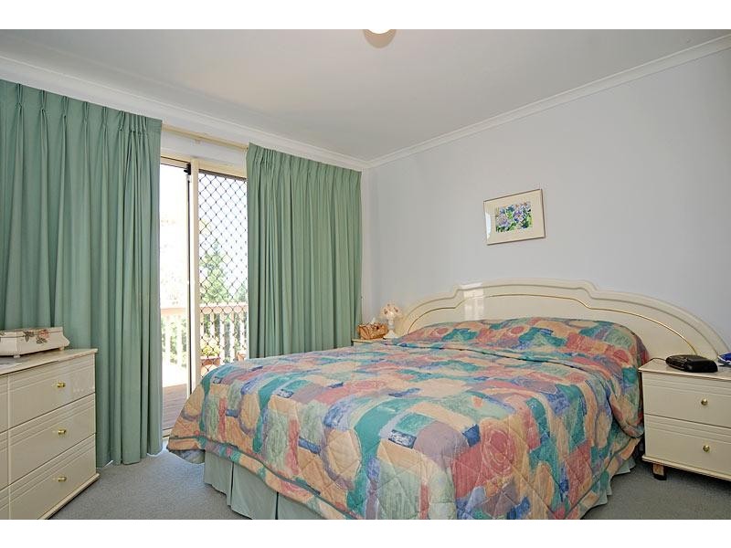 5 EDZELL COURT, Victor Harbor SA 5211