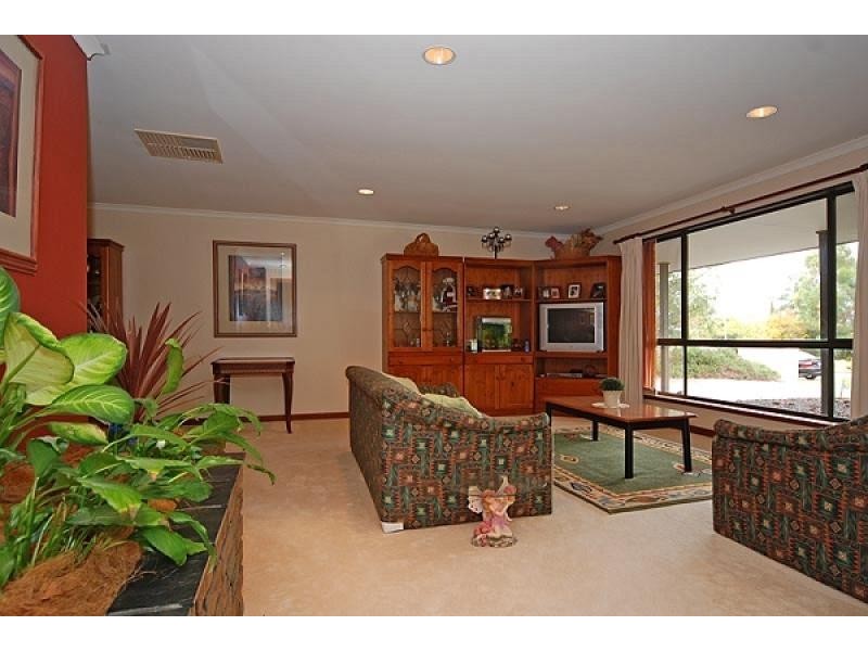 3 KOOKABURRA COURT, Mclaren Flat SA 5171