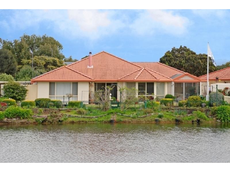 11 Tam O’Shanter Place, Mccracken SA 5211