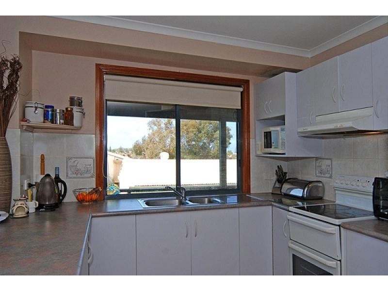 7 Lawson Street, Victor Harbor SA 5211