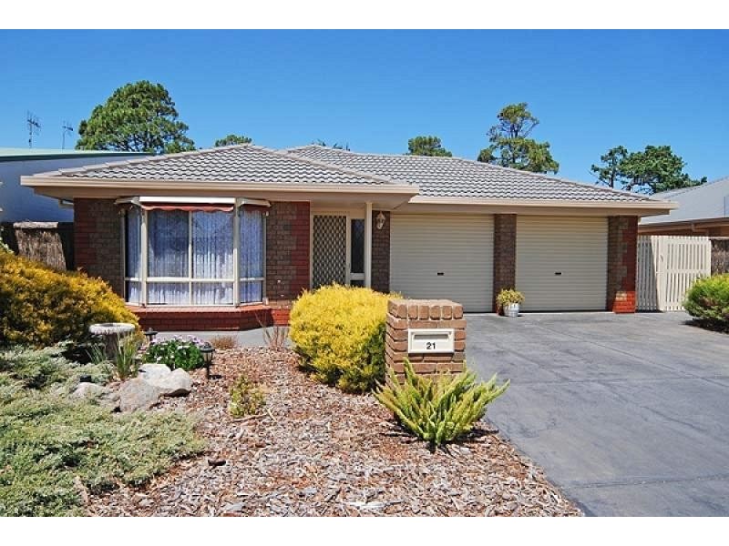 21 Tam O’Shanter Place, Mccracken SA 5211