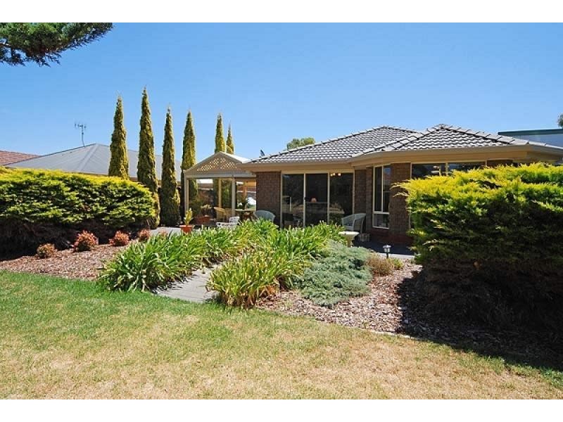 21 Tam O’Shanter Place, Mccracken SA 5211