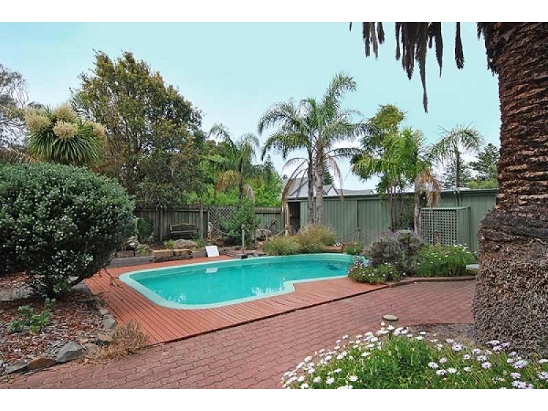 2 Sturt Street, Victor Harbor SA 5211