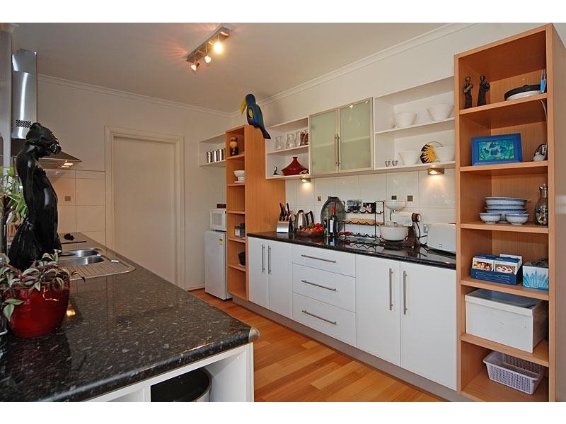 103 Hindmarsh Rd, Victor Harbor SA 5211
