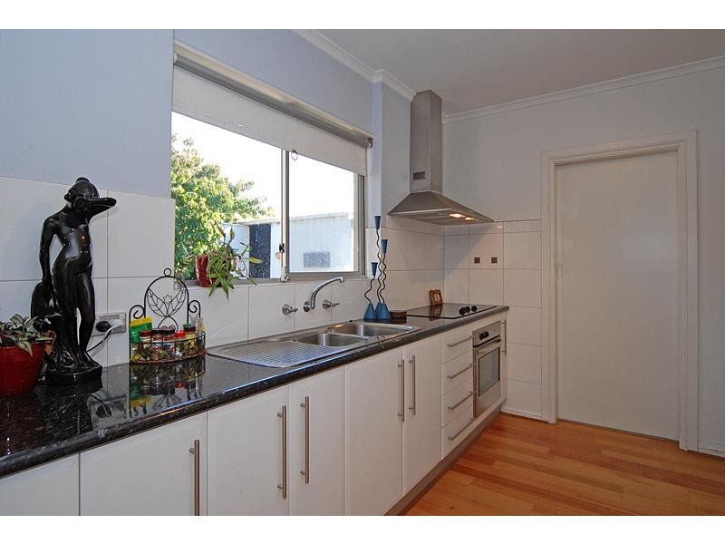 103 Hindmarsh Rd, Victor Harbor SA 5211