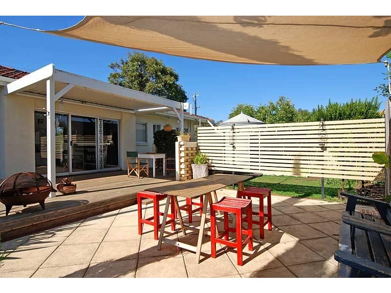 103 Hindmarsh Rd, Victor Harbor SA 5211