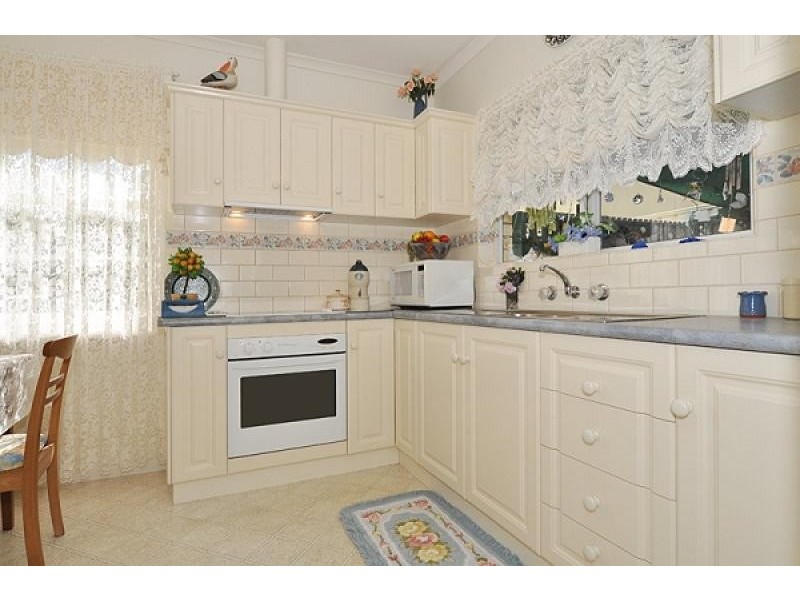 Unit 1, 4 Russell Street, Encounter Bay SA 5211