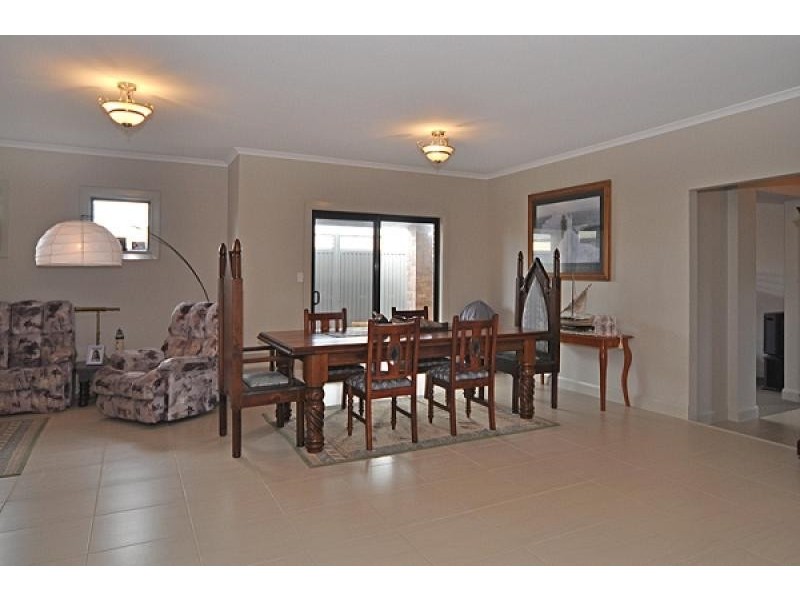 22 Fairway Drive, Mccracken SA 5211