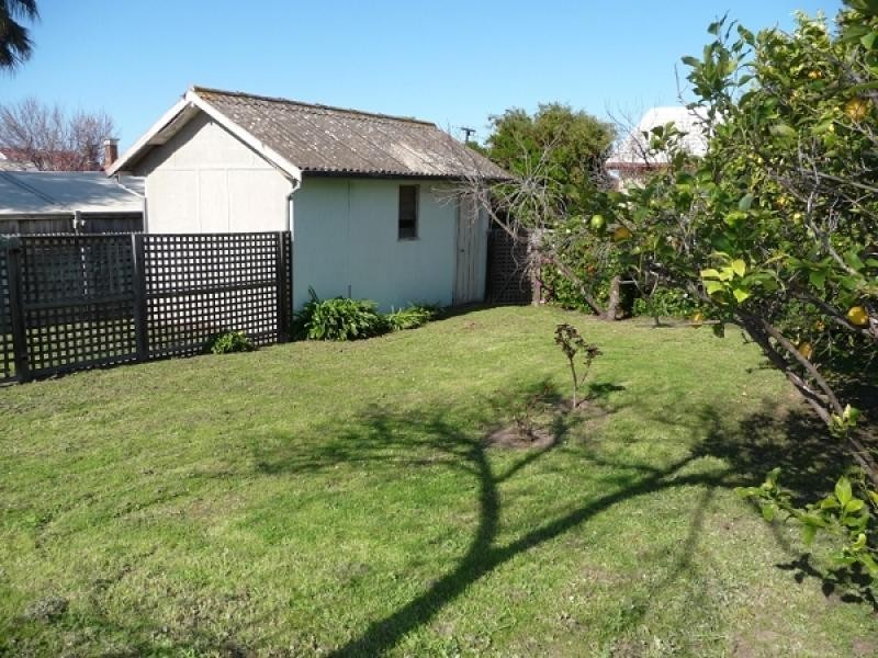 56 Hill Street, Victor Harbor SA 5211