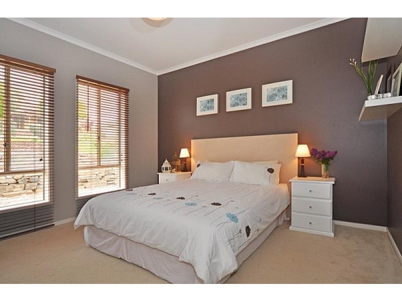 4 Gare Court, Victor Harbor SA 5211