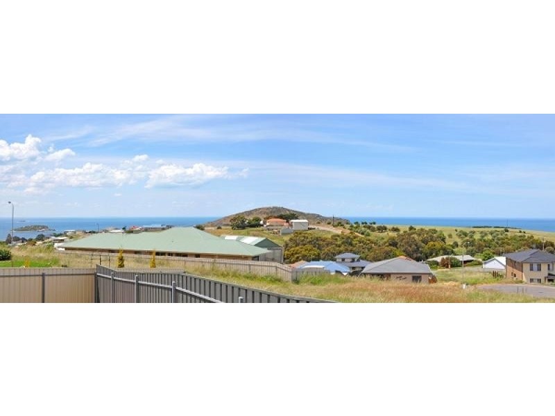 16 Blue Whale Court, Encounter Bay SA 5211