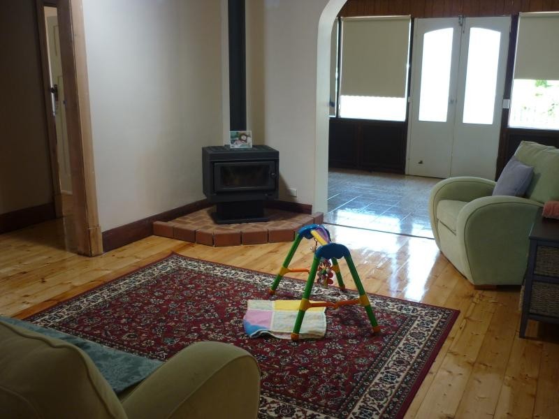 3 Peace Ave, Victor Harbor SA 5211