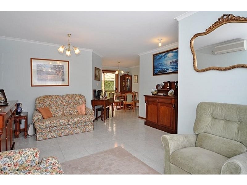 Unit 2, 30 Graham Street, Victor Harbor SA 5211