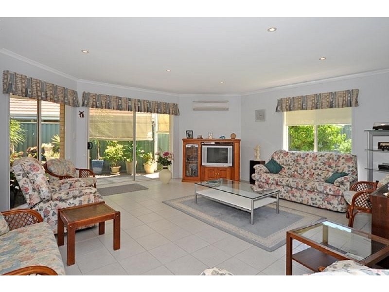 17 Victor Avenue, Encounter Bay SA 5211