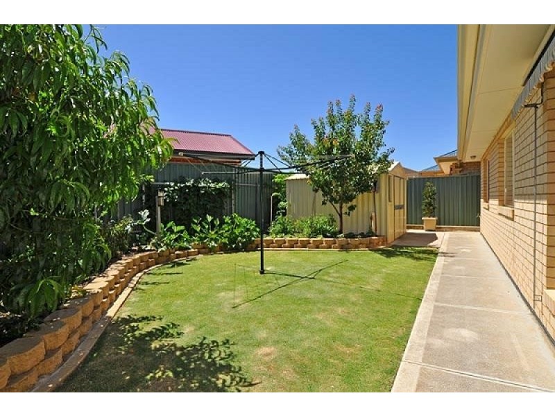 17 Victor Avenue, Encounter Bay SA 5211