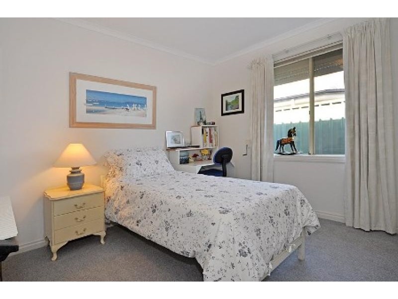 32 Tripp St, Victor Harbor SA 5211