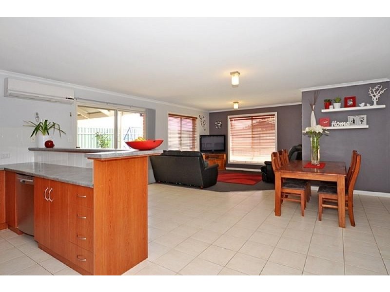 22 Tripp Street, Encounter Bay SA 5211