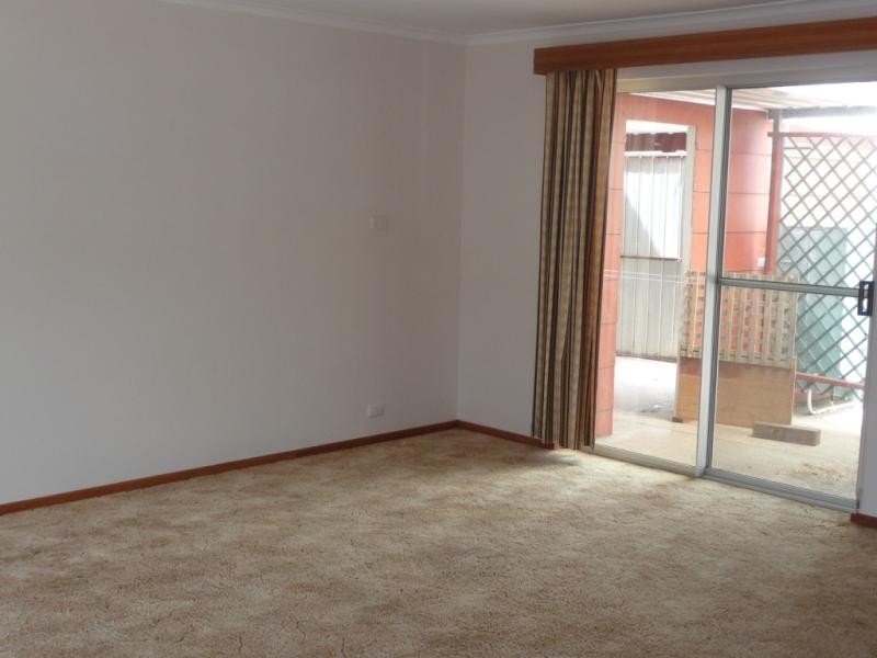 9 Marlborough Ave, Victor Harbor SA 5211