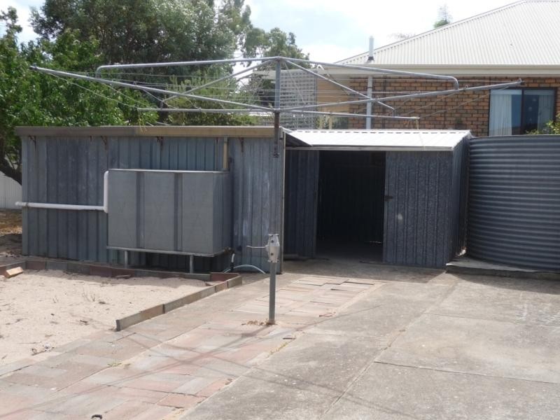 9 Marlborough Ave, Victor Harbor SA 5211