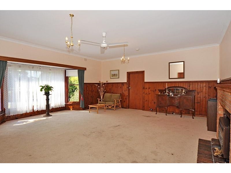 22 The Parkway, Victor Harbor SA 5211
