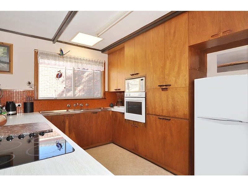 22 The Parkway, Victor Harbor SA 5211