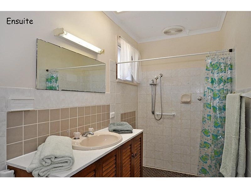 22 The Parkway, Victor Harbor SA 5211
